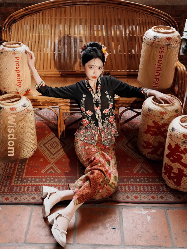 طقم تصوير نسائي جديد بتصميم عر - مراجعة Ethnic Fashion Shoot وسعره